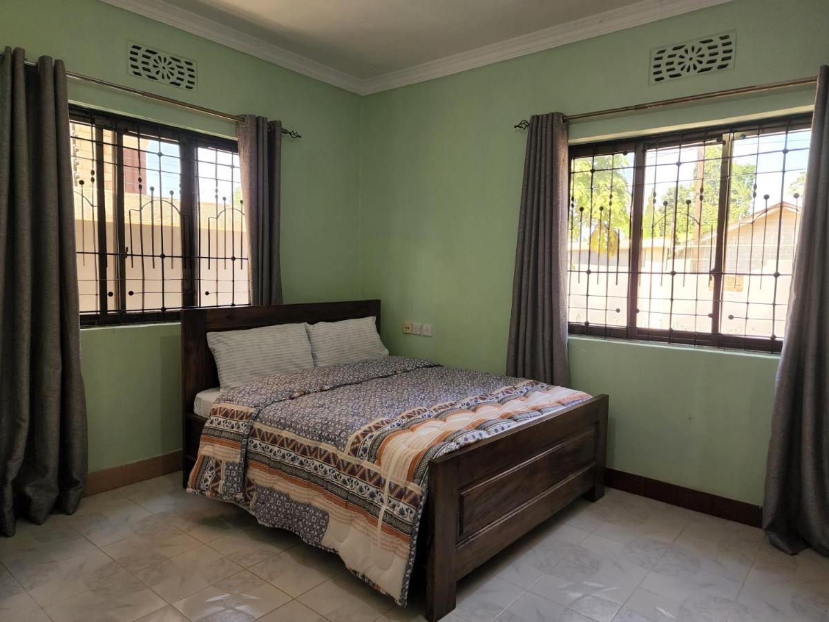Abby's Homestay Moshi Luaran gambar